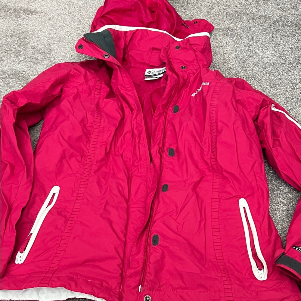 Columbia Women's Bright Pink Ski Jacket